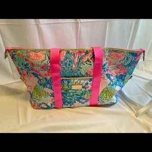 Lilly Pulitzer travel set with multiple items